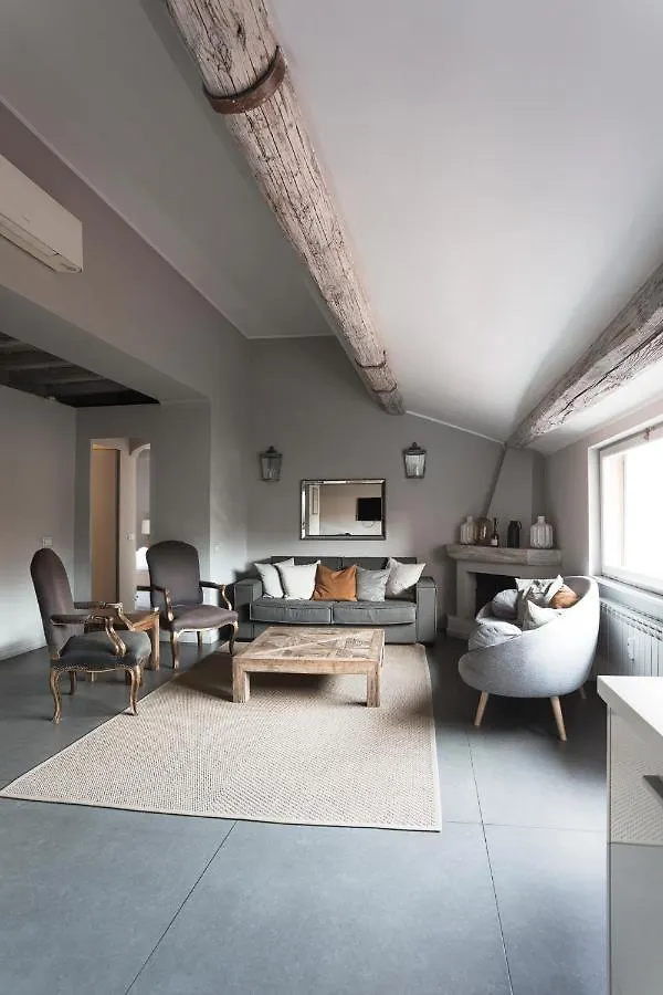 로마 Charming Penthouse In Piazza Venezia With Terrace 아파트